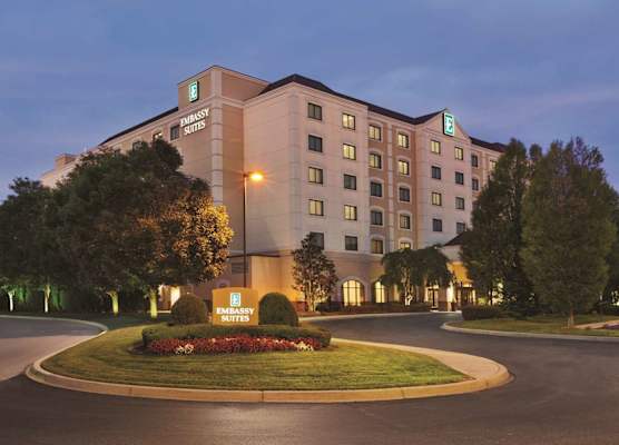Embassy Suites by Hilton Louisville East 1