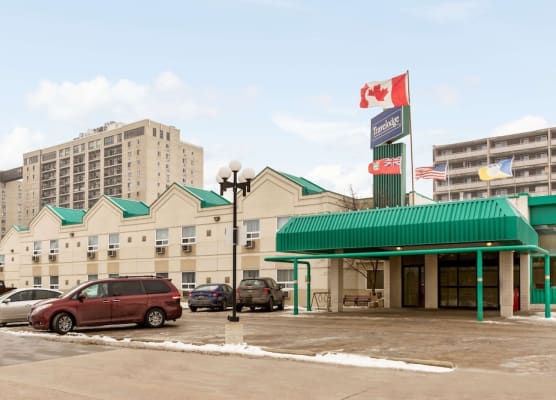 Travelodge by Wyndham Winnipeg East 1