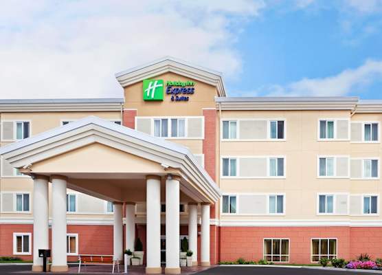 Holiday Inn Express & Suites CHEHALIS-CENTRALIA by IHG 1