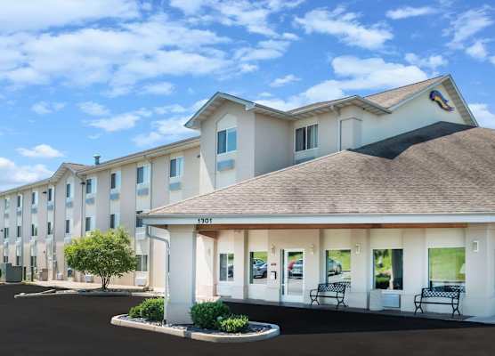 Baymont by Wyndham Rolla 1