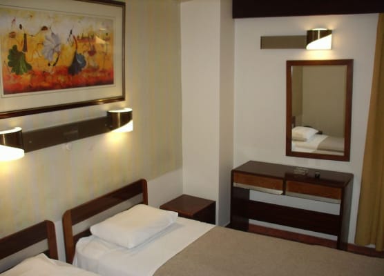 Claridge Hotel 1