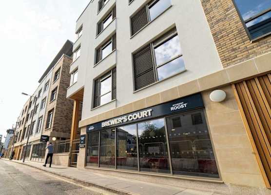Accommodations in Brewer's Court in Edinburgh 1