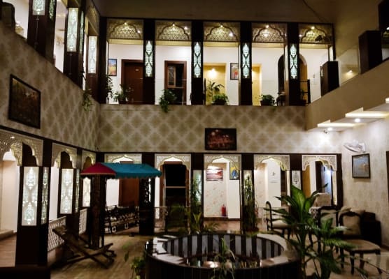Dwivedi Hotels Sri Omkar Palace 1
