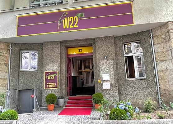 W22 Hotel 1