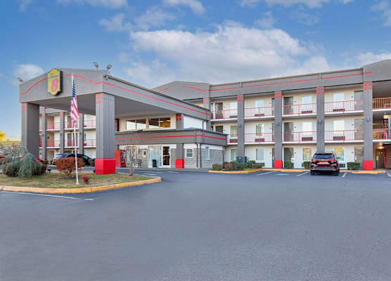 Super 8 by Wyndham Kingsport 1