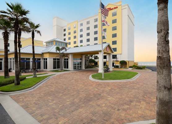 Hilton Garden Inn Daytona Beach Oceanfront 1