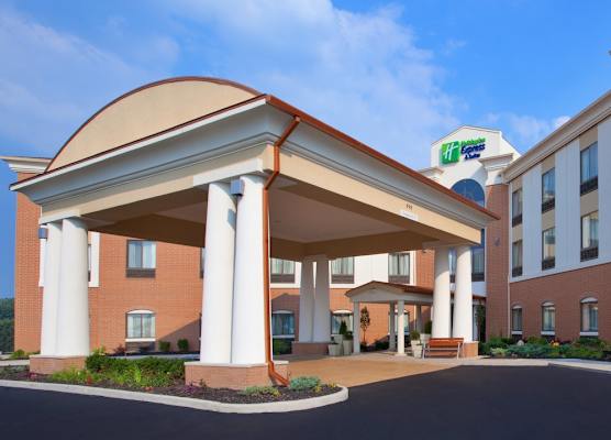 Holiday Inn Express & Suites AKRON REGIONAL AIRPORT AREA by IHG 1