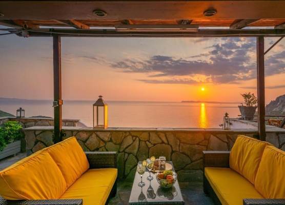 Arilla Beach Hotel 1