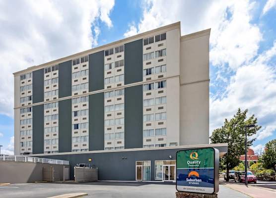 Quality Inn & Suites Charleston - Civic Center 1