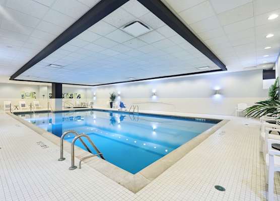 Renaissance Chicago O'Hare Suites Hotel 1