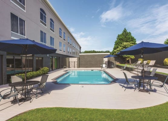 La Quinta by Wyndham Columbus North 1