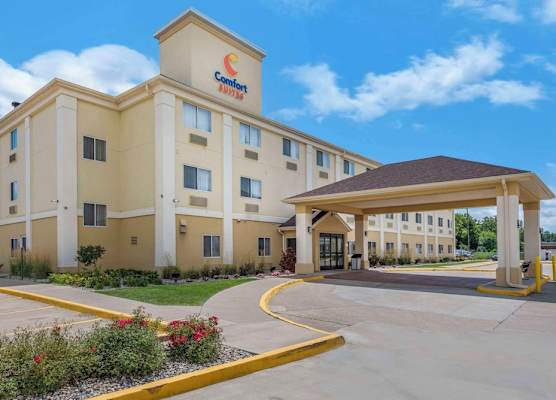 Comfort Suites Terre Haute University Area 1