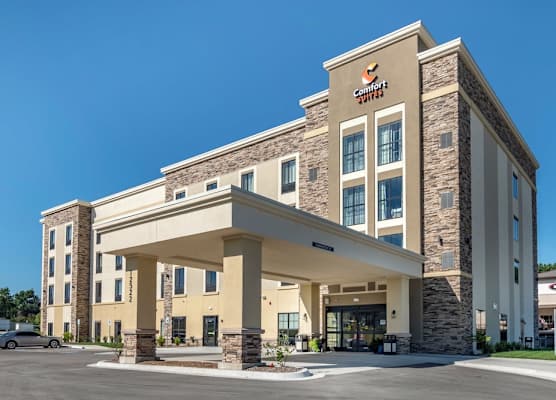 Comfort Suites Grandview - Kansas City 1