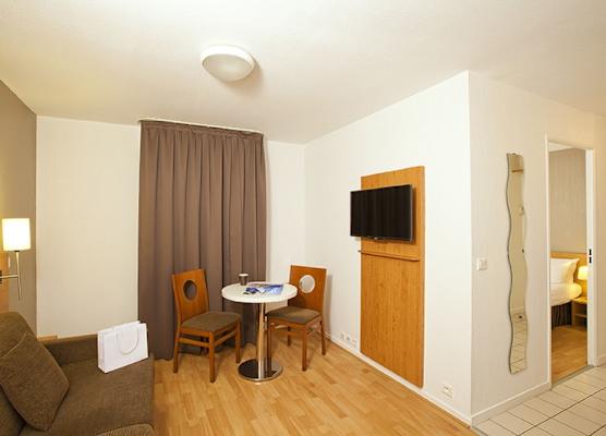 Séjours & Affaires Paris Ivry 1