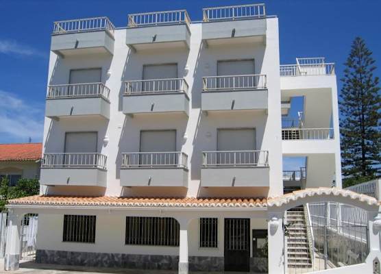 Residencial Campo-Mar by Umbral 1