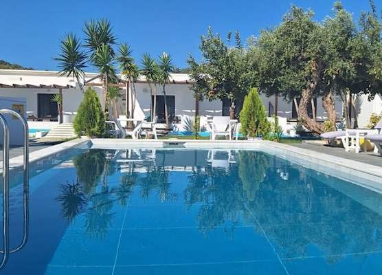 Skiathos Holiday Resort 1
