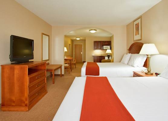 Holiday Inn Express & Suites LOGANSPORT by IHG 1