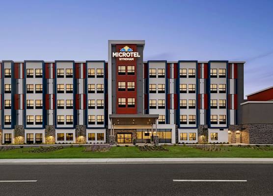 Microtel Inn & Suites Dorval QC 1