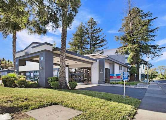 SureStay Plus Hotel by Best Western Sacramento North 1