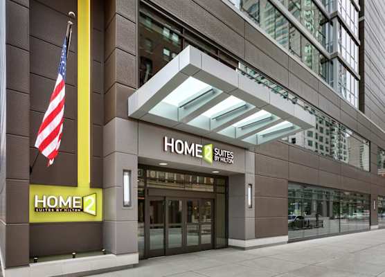Home2 Suites By Hilton Chicago River North 1