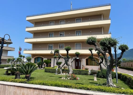 Hotel Maddaloni 1