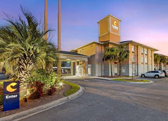 Comfort Inn & Suites Charleston Airport Convention Center 1