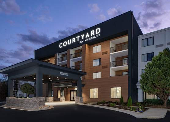 Courtyard by Marriott Decatur 1
