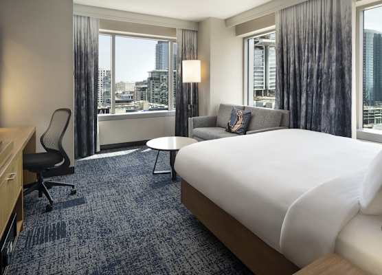 Courtyard by Marriott Los Angeles L.A. LIVE 1
