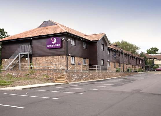 Premier Inn Chessington 1