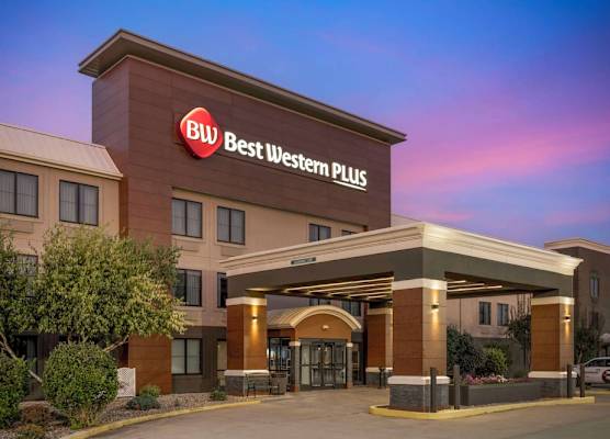 Best Western Plus Lafayette Hotel University Area 1