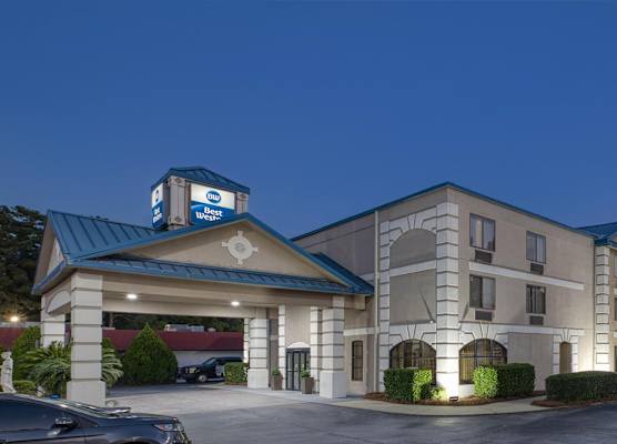 Best Western Executive Inn & Suites 1