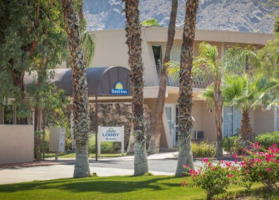 Days Inn by Wyndham Palm Springs 1