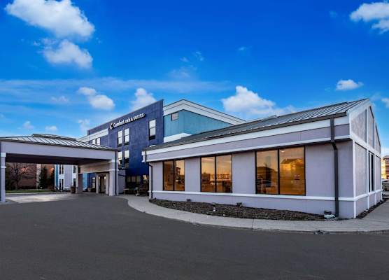 Comfort Inn & Suites Fishers - Indianapolis 1
