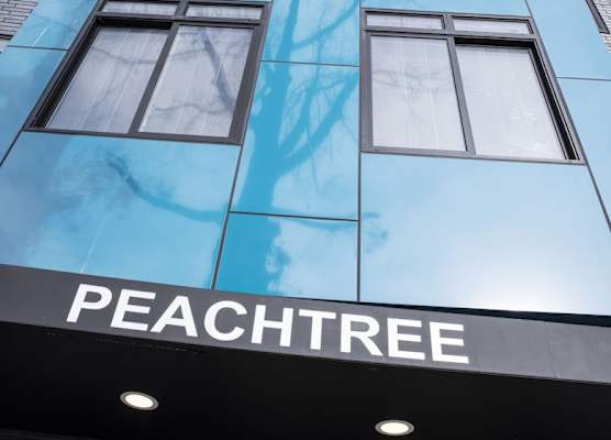 Peachtree Suites - Jersey City 1