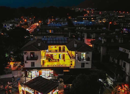 Akyaka Nehir Butik Otel 1
