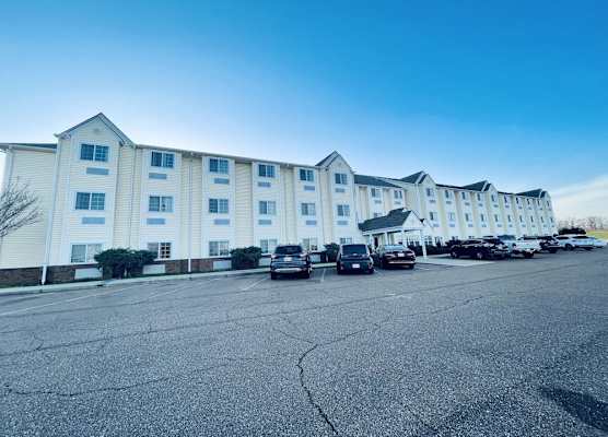 WELCOME INN & SUITES 1