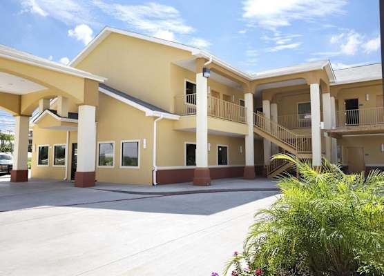 Days Inn & Suites by Wyndham Gonzales TX 1