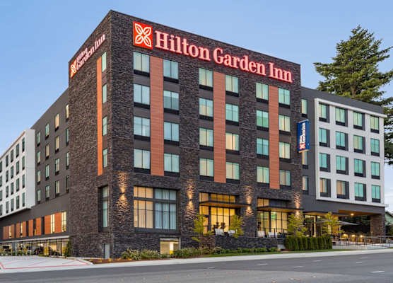 Hilton Garden Inn Seattle Airport 1