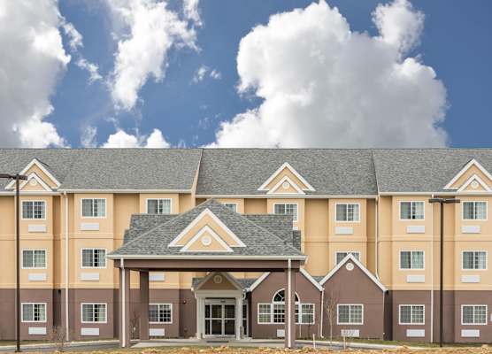 Microtel Inn & Suites by Wyndham Beaver Falls 1