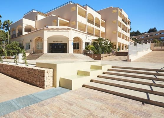 Invisa Hotel Club Cala Blanca 1