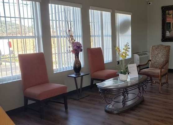Express Inn & Suites San Antonio Near Sea World Medical Center 1