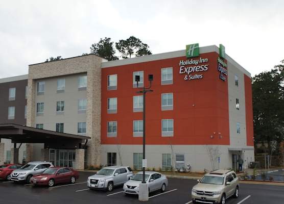 Holiday Inn Express & Suites PINEVILLE-ALEXANDRIA AREA by IHG 1