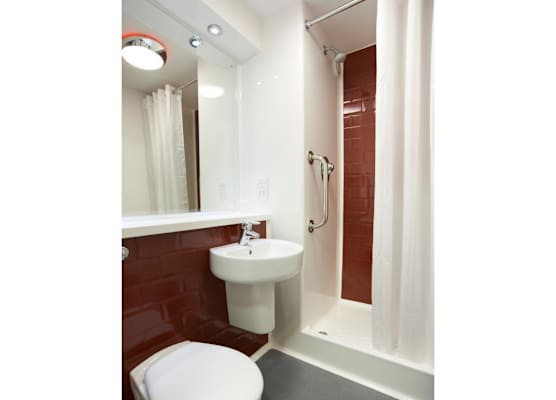 Travelodge London Wembley High Road 1