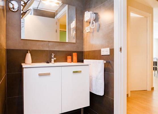 Feelathome Plaza Apartments 1