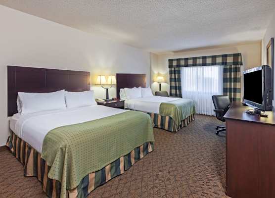 Holiday Inn SPRINGDALE/FAYETTEVILLE AREA by IHG 1