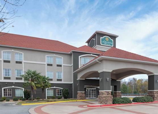 La Quinta by Wyndham Macon West 1