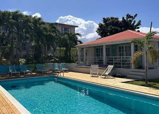 Talk of the Town Inn & Suites - St Eustatius 1