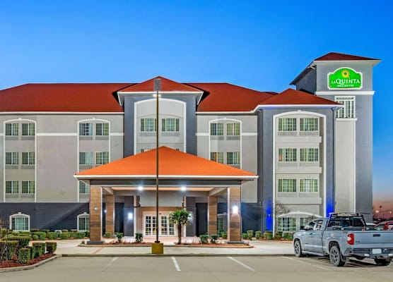 La Quinta by Wyndham Gainesville 1