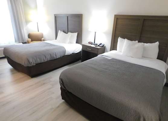 Quality Inn & Suites Hanes Mall 1