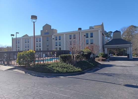 Comfort Inn & Suites Thomson 1